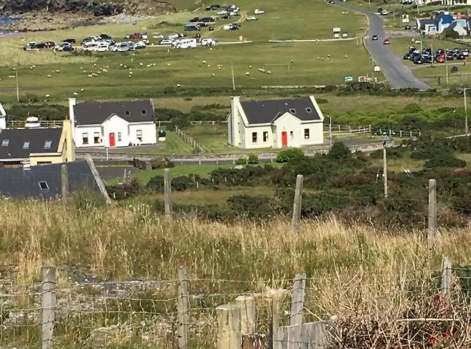 View Heights, Dugort, Achill Island 度假居 *